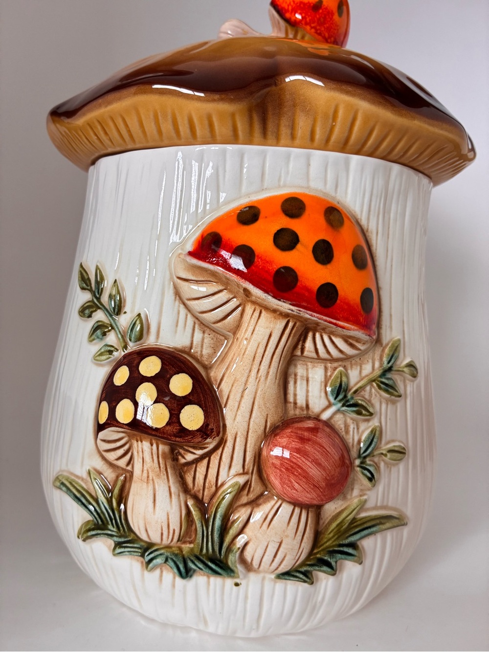 Vintage 70’s Made In Japan Ceramic Mushroom Canister - Picture 8 of 8